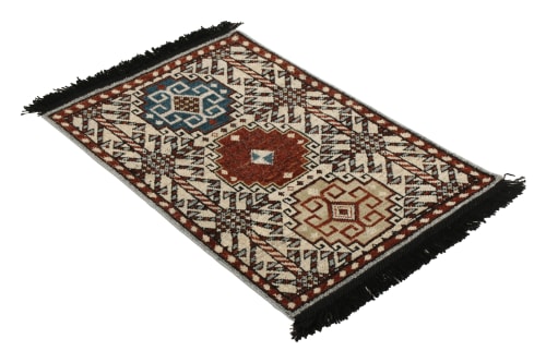Hand-Knotted Qashqai Rug in Beige Red Geometric Pattern | Rugs by Rug and Kilim