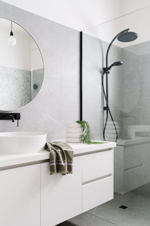 Water Fixtures | Water Fixtures by Phoenix Tapware | Private Residence, Melbourne in Melbourne