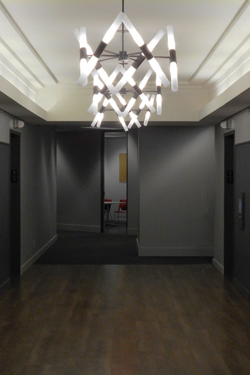 Flute Light Chandelier W – LED fixture by Modern Verve Light | Chandeliers by modern verve lighting | Rogers in Toronto