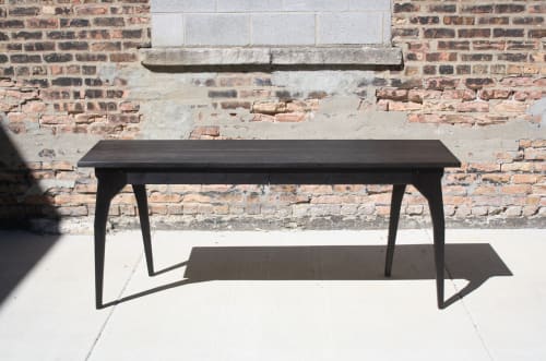 Walking Table | Tables by Laylo Studio