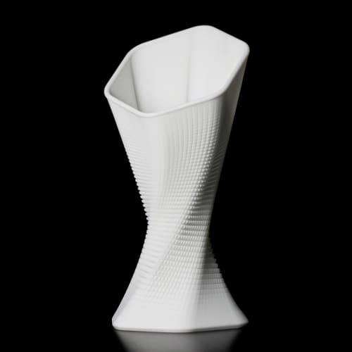 Modern Vase "LA COUPE" made of Bio Resin, Germany | Vases & Vessels by Studio Plönzke