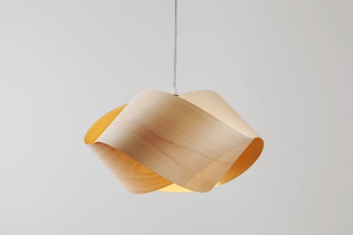 UFO Pendant crafted with Natural Wood Veneer | Pendants by Traum - Wood Lighting | GEN&MED in Mar del Plata