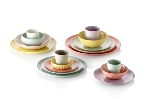 ALiCE tea & dining | RAW . recycled porcelain | Dinnerware by feinedinge* porcelain Vienna . Sandra Haischberger | Alma in Wien