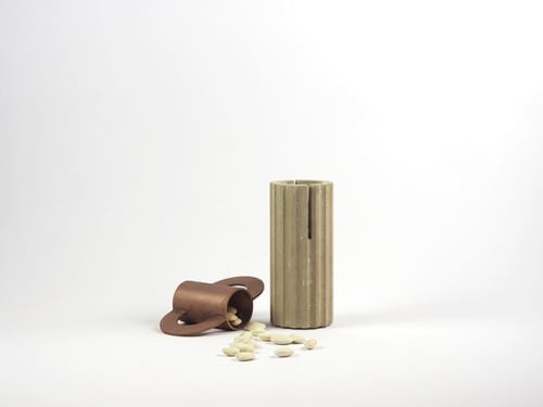 Colonne - basso | Vases & Vessels by gumdesign