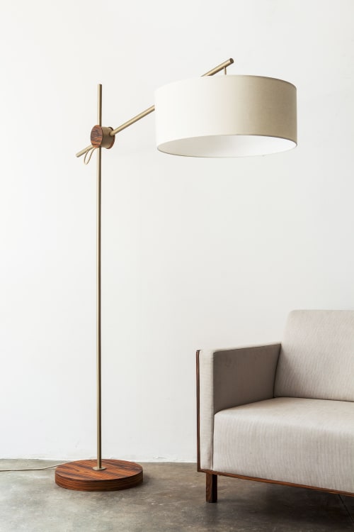 "Rotula" Minimalist Style Floor Lamp | Lamps by Alessandra Delgado Design | Private Residence - São Paulo - SP in Pinheiros