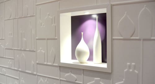 White Ceramic Vessels | Vases & Vessels by Sophie Cook Porcelain | THE MADISON Hotel Hamburg in Hamburg