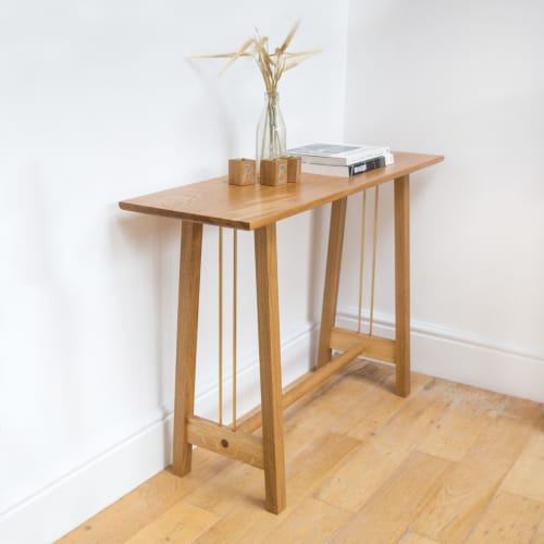 Console table | Tables by Majid Lavasani