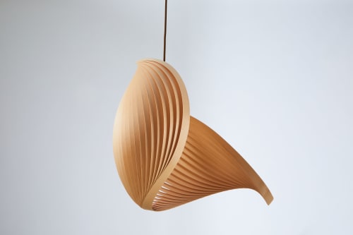 Wing maple | Pendants by Studio Vayehi