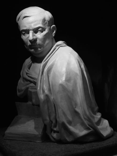 Busto G. Bucciard | Public Sculptures by Dario Tazzioli