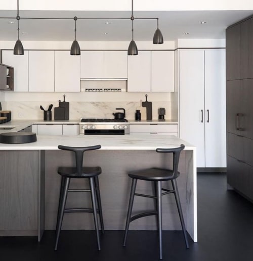 Oxbend Barstool | Chairs by Fernweh Woodworking