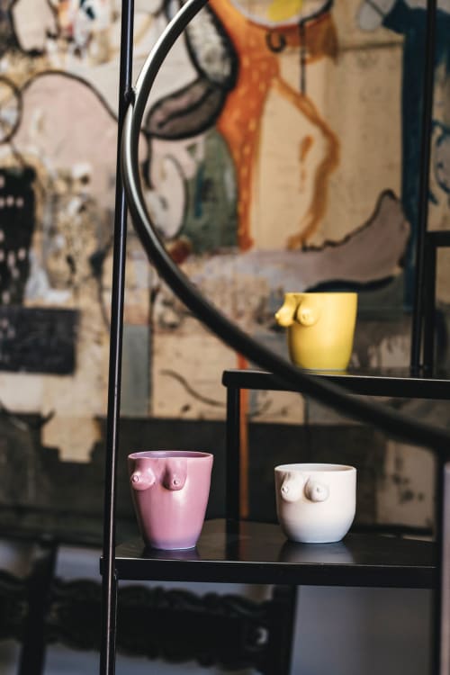 Woman mugs | Cups by Patrizia Italiano