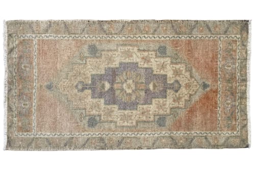 Vintage Turkish rug doormat | 1.10 x 3.5 | Rugs by Vintage Loomz