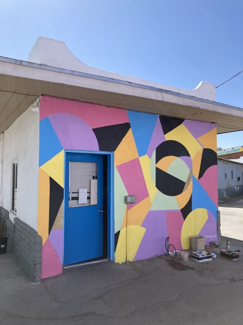 Abstract geometric mural | Murals by Bylizetstudio | Del Norte Courts Motel in El Paso