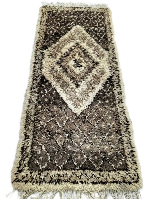 Vintage Moroccan Rug 2.6/6.0 ft - Hand-Tufted Artistry | Runner Rug in Rugs by Marrakesh Decor