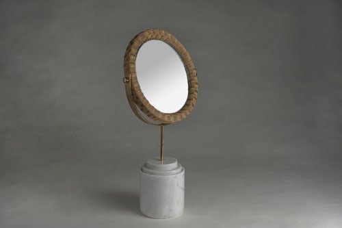 Round mirror | Decorative Objects by PATAPiAN