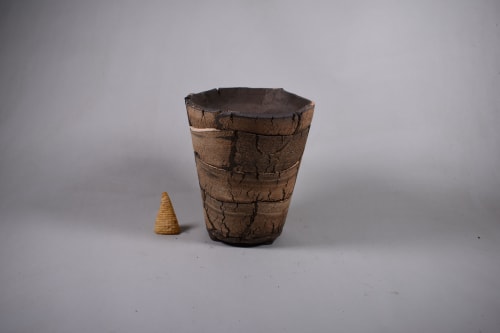 Hk-2 | Vases & Vessels by COM WORK STUDIO