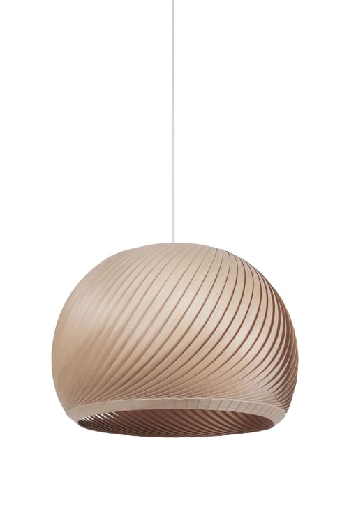 Wind maple | Pendants by Studio Vayehi
