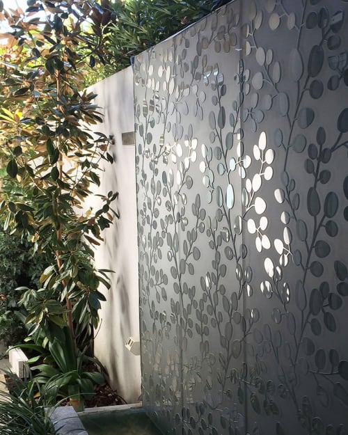 HALO glass | Wall Treatments by Axolotl