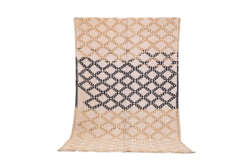 Beige Vintage Moroccan Rug 5.8 x 9.3 ft - Berber Wool Rug | Rugs by KHALIL Z