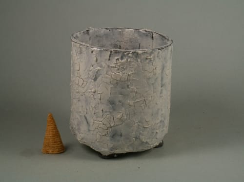 CLLw-1 | Vases & Vessels by COM WORK STUDIO