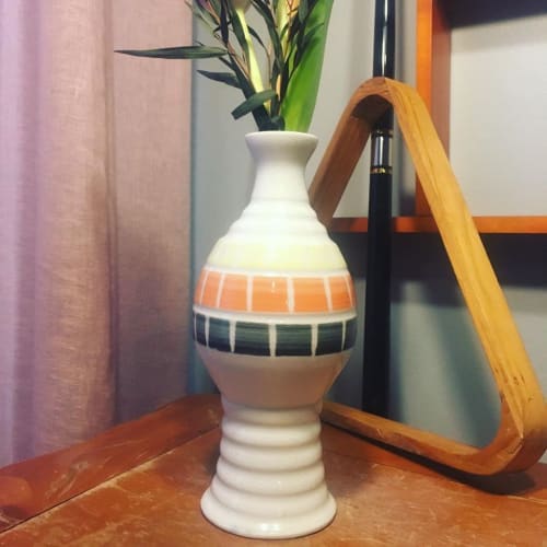 Vase | Vases & Vessels by Dirty Clay Dishes