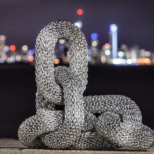 'Links' | Public Sculptures by Mike Van Dam Art | RARITY GALLERY in Mikonos