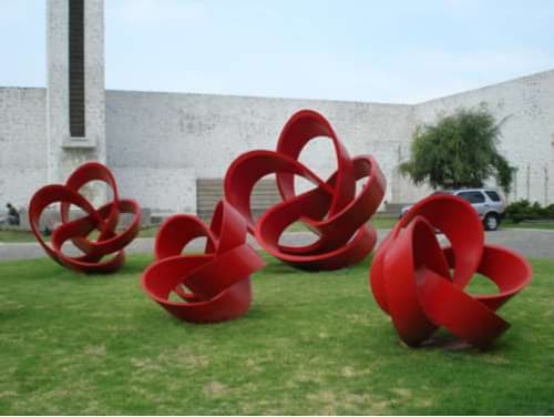 Flores Mandálicas | Public Sculptures by Yvonne Domenge
