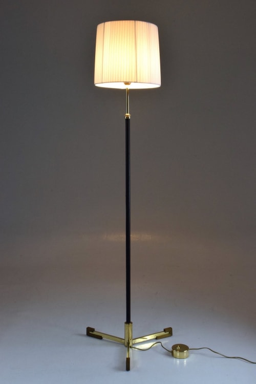 Lao-F1 | Floor Lamp in Lamps by Jonathan Amar Studio | Spirit Gallery in Salé