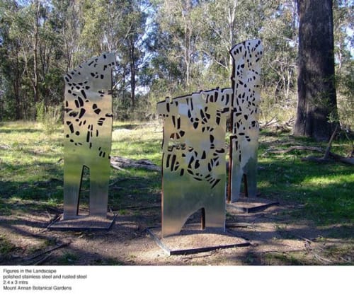 Figures in the Landscape | Public Sculptures by Gary Christian | The Australian Botanic Garden in Mount Annan