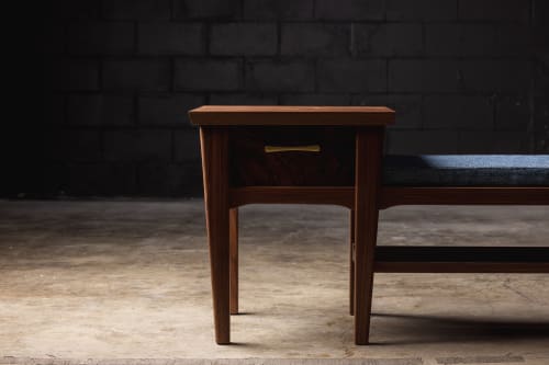 Custom entry bench | Benches & Ottomans by SHIPWAY living design