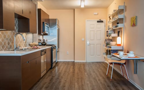 1600 Vine St, Other, Interior Design