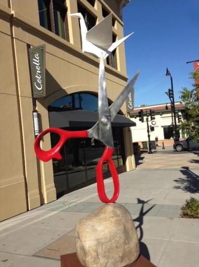 Conversation Peace | Public Sculptures by KevinBoxStudio | Cetrella in Los Altos