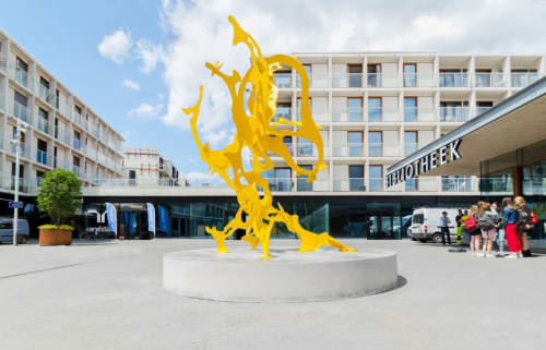 Retmoner | Sculptures by STUDIO NICK ERVINCK | Library Waregem in Waregem