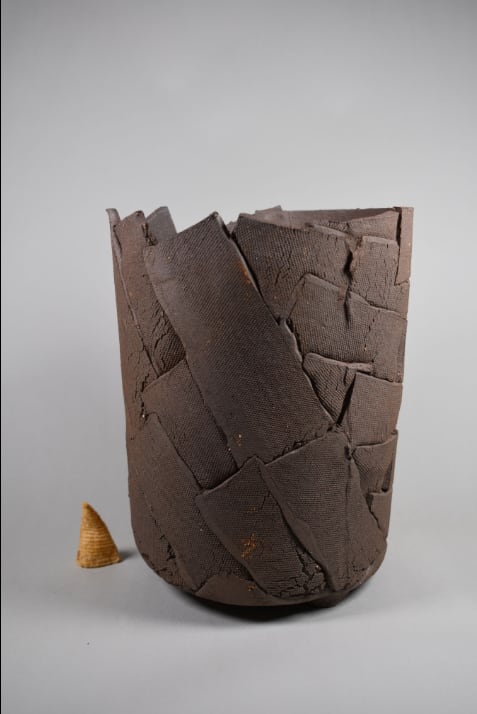 CH4.5–3b | Vases & Vessels by COM WORK STUDIO