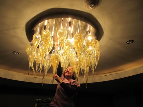 Luminosa | Chandeliers by Illuminata Art Glass Design by Julie Conway | Seattle Marriott Waterfront in Seattle