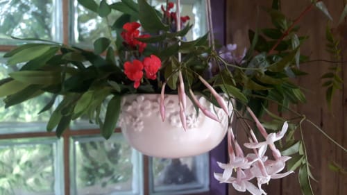 white ceramic planter | Plants & Flowers by Cécile Brillet, Tierra i fuego ceramics
