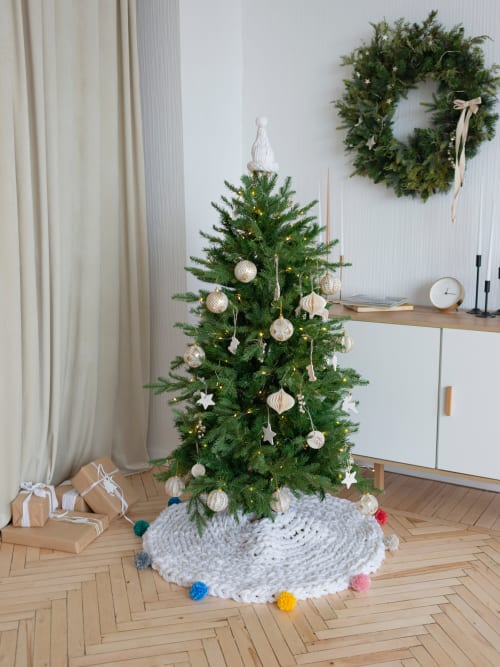 White Christmas tree skirt with colourful pompoms | Rugs by Anzy Home