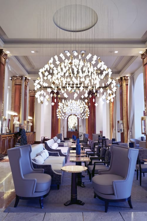 Hôtel Lobby Bespoke Chandelier - Majestic Hotel | Chandeliers by Beau&Bien