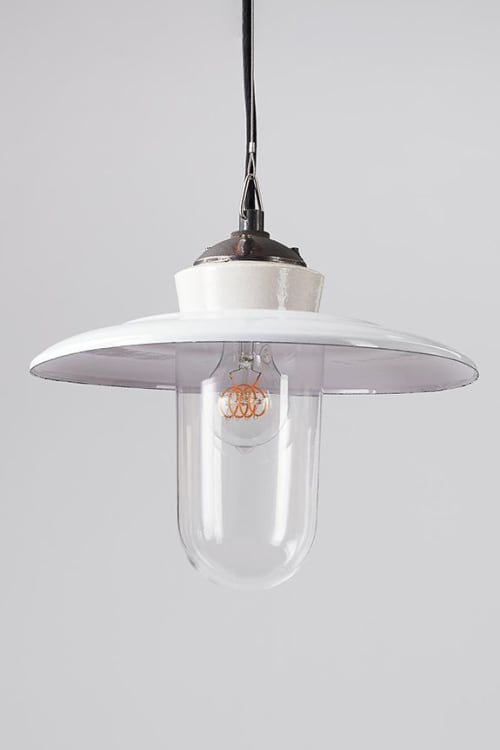 Pearl Mussel | Pendants by Blom & Blom | Walter Benedict in Den Haag
