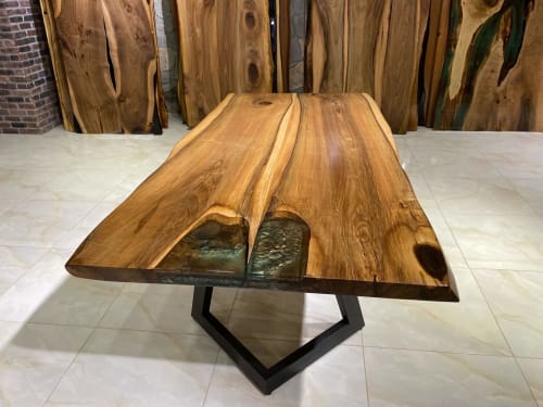 Live Edge Walnut Table, Walnut table top, Wooden Table | Tables by Gül Natural Furniture