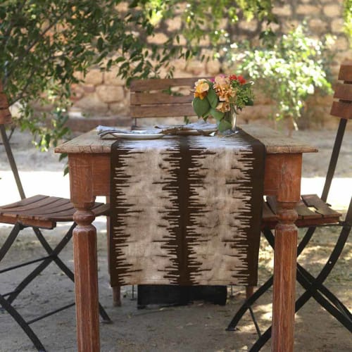 Table Runner | Noire | Linens & Bedding by ichcha