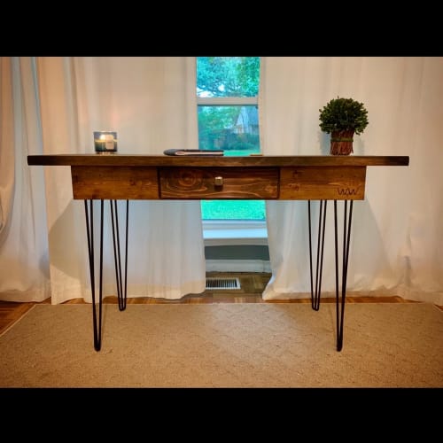 "The Dirk" | Tables by Woods By Woods, LLC