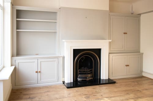 Bromborough, Wirral, Bespoke Alcove Cabinets With Enclosed Shelves | Furniture by Davies and Foster