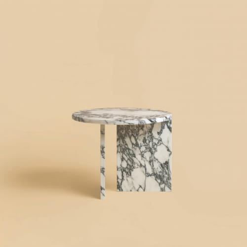 White Arabescato Vagli Marble Side Table - KYUSHU by Lebanto | Tables by Lebanto