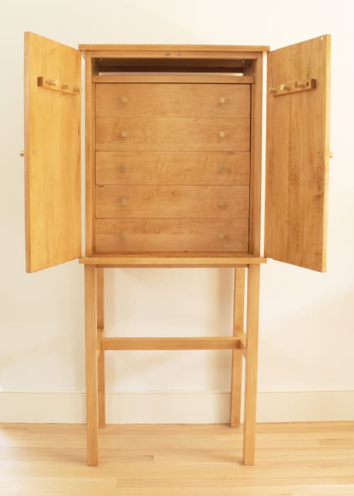 Jewelry case on stand | Chest in Storage by Simon Metz Woodworking