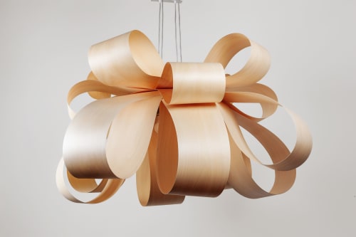 Scandinavian Wood Veneer Pendant: Modern Rustic Chandelier | Chandeliers by Traum - Wood Lighting