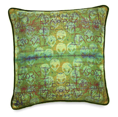 Alien Heads Green | Cushion in Pillows by Crown Objet