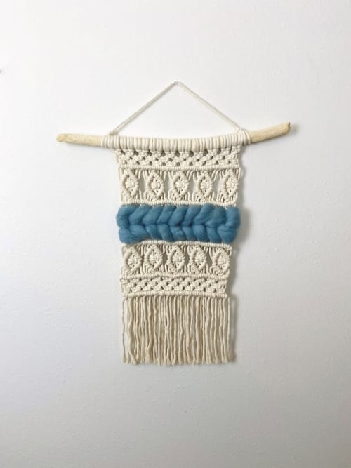 White Macramé Wall Hanging with Chunky Light Blue Wool - Macraweave ...