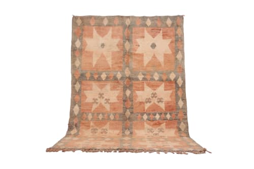 Peach Vintage Moroccan Wool Rug 6.5 x 9.7 ft - Berber Rug | Rugs by KHALIL Z