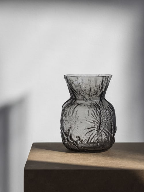 Fosil vase | Vases & Vessels by Eliška Monsportová